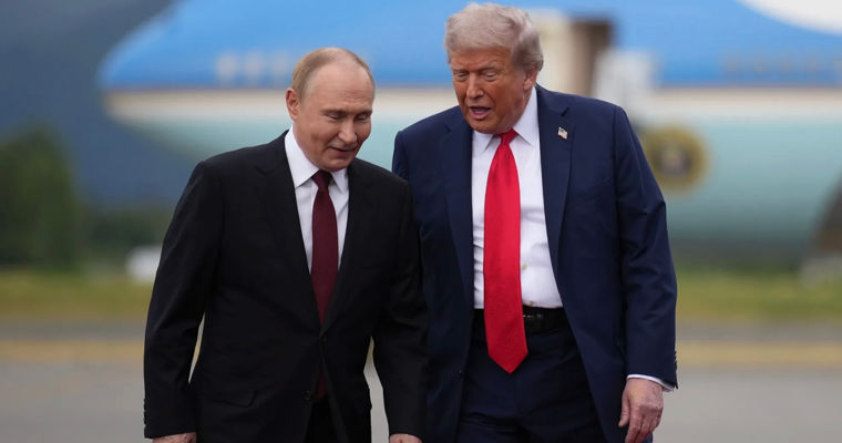 Bloomberg: США готовят санкции против РФ, если Путин отклонит мирное соглашение.