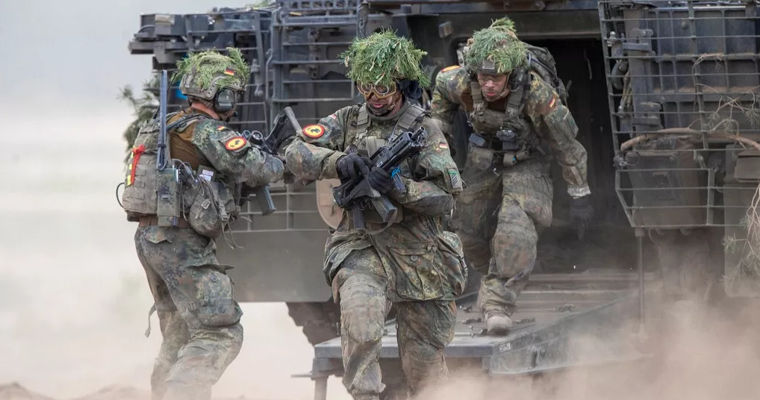 Pentru prima dată în 35 de ani, Germania devine liderul în cheltuielile de apărare din Europa de Vest. Foto: AP Photo