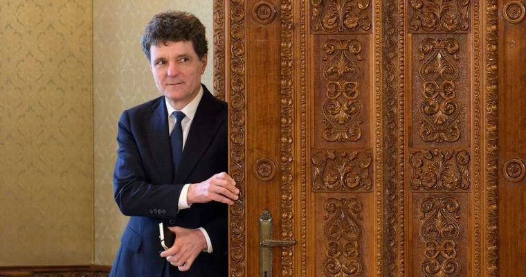 Digi24: Президент Румынии в конце недели начнет консультации о новом правительстве.