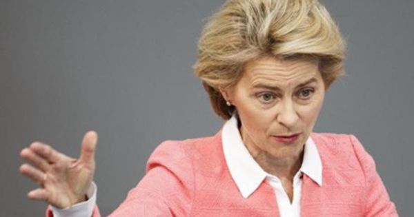 Берлин критикует бессистемное отношение Трампа к Путину.