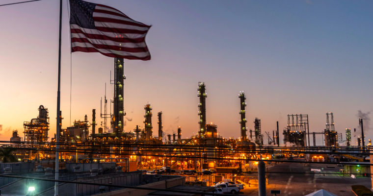 США требуют от нефтяных гигантов инвестировать в Венесуэлу.