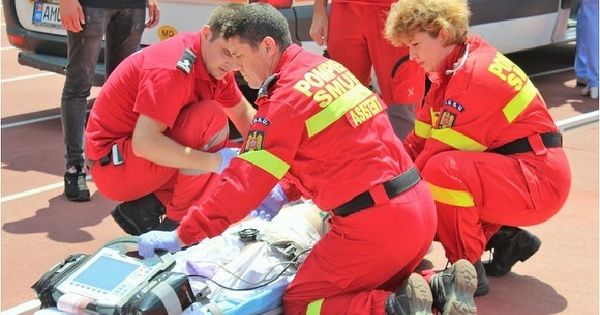 Родители отравившейся парацетамолом девочки обвинили в её смерти врачей.