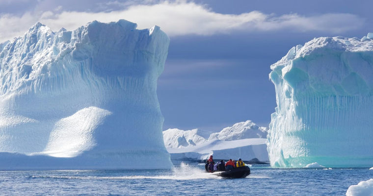 Mostre de gheață vechi de șase milioane de ani, descoperite în Antarctida.