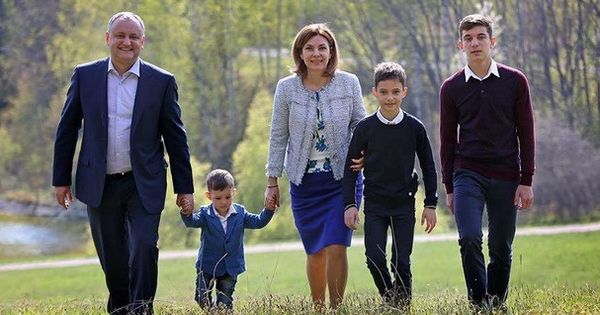 Президент пригласил всех граждан на Фестиваль семьи в центре Кишинева. 