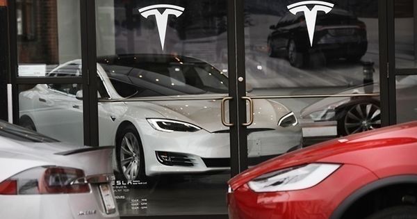 В Германии у владельцев Tesla потребовали вернуть субсидии.