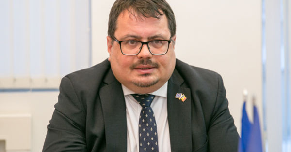 Посол ЕС в Молдове Петер Михалко.