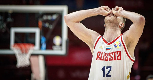 Евролига исключила из турнира клубы из РФ и аннулировала их результаты.