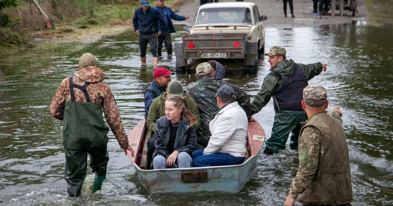 Украинцы затопили