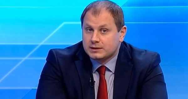 Адвокат Штефан Глигор.