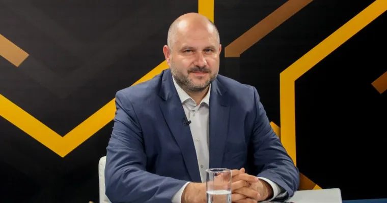 Parlicov: Majorarea prețurilor la carburanți este inevitabilă