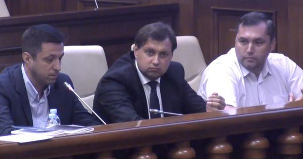 Думитру Павел, Дорин Чимил и Максим Лебединский назначены новыми членами ЦИК.