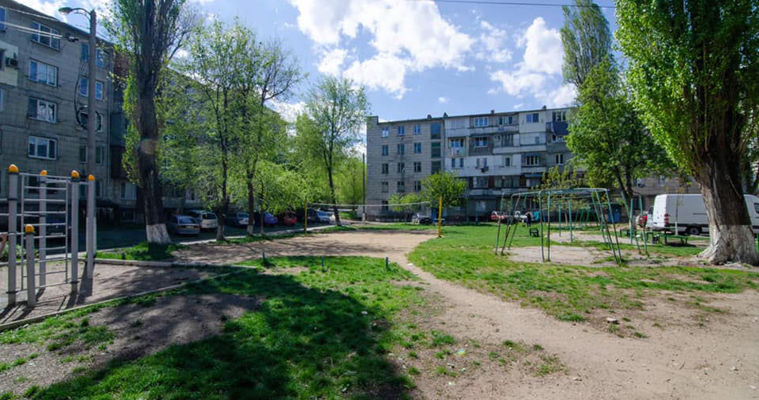 Locuitorii Chișinăului se grăbesc să aplice pentru reamenajarea curților prin programul „Curtea Europeană”.