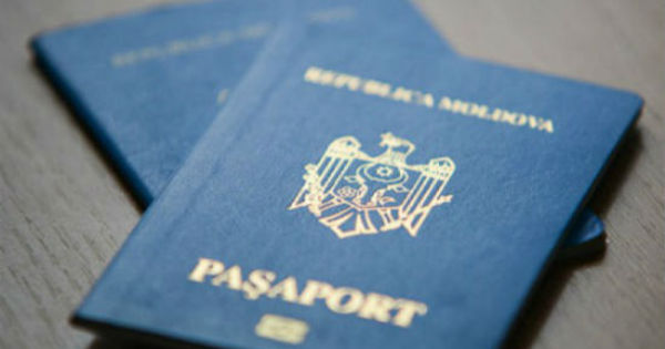 Два столичных паспортных стола расширили рабочий график.
