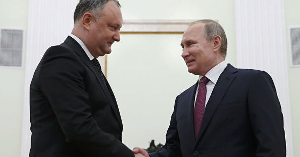 Путин поздравил Президента Республики Молдова и весь молдавский народ с Днем независимости.