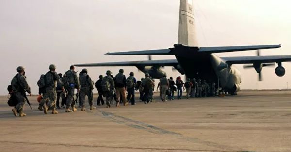США могут отправить в Тунис военных "из-за России".