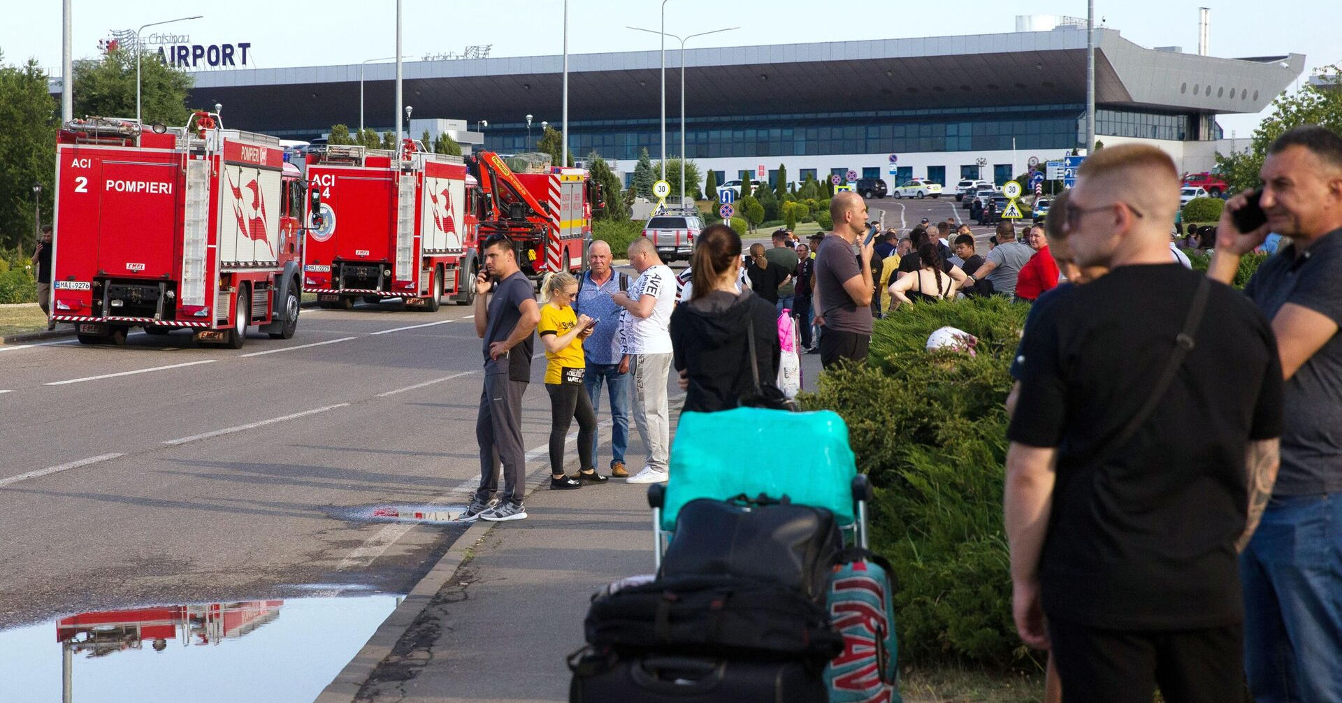 Отчет об атаке в аэропорту не представили: его обещали обнародовать 31 июля.