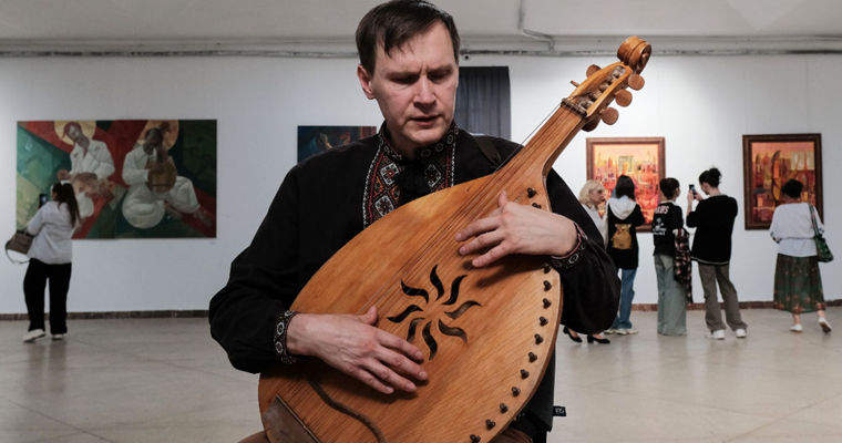 Cobza, inclusă în lista patrimoniului cultural UNESCO.