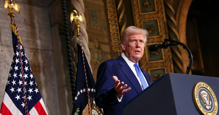 Трамп: Украина не должна была начинать войну с Россией.