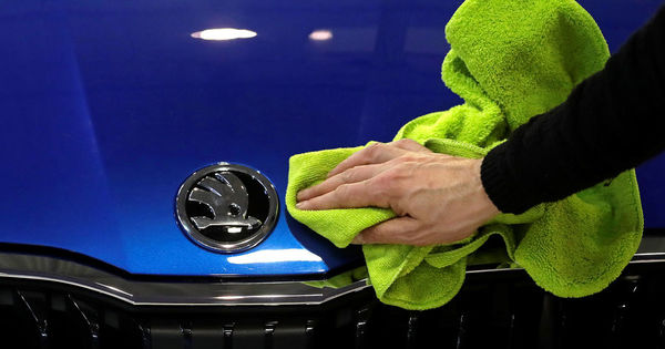 Skoda произведет на 250 тысяч машин меньше из-за дефицита чипов.