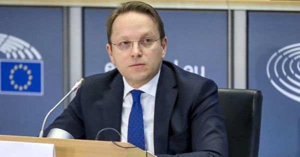 Еврокомиссар по вопросам расширения и политики добрососедства Оливер Вархели.