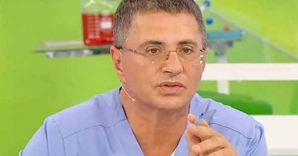 Доктор Мясников рассказал об опасностях витамина С.