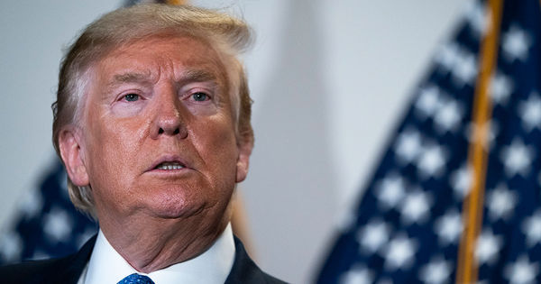 На Трампа подали в суд из-за того, что он называл COVID–19 «китайским».