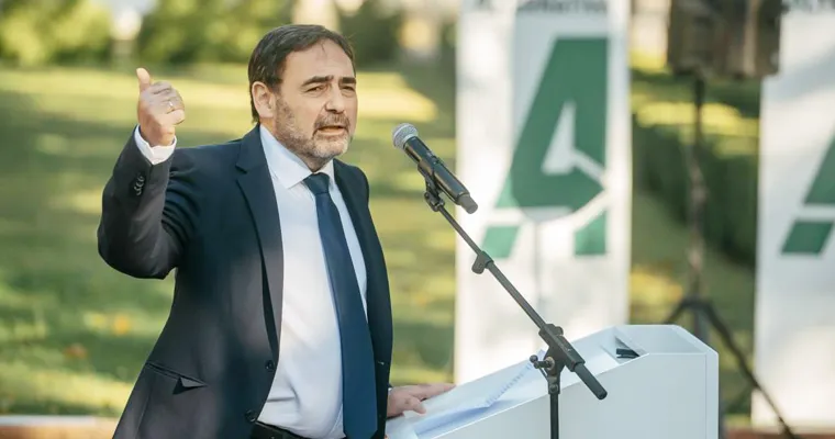 "Гражданский Конгресс" выходит из парламентской фракции "Альтернатива"