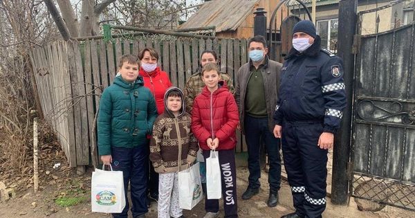 Конгресс Азербайджанцев Молдовы раздал подарки нуждающимся детям.