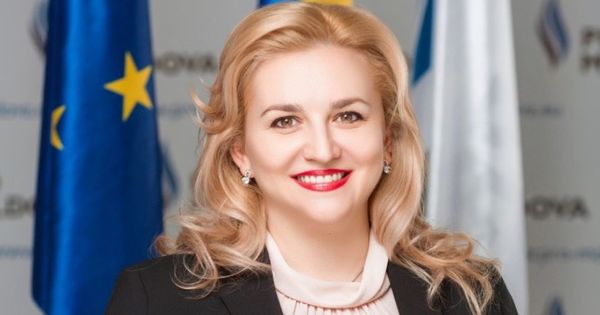 Руксанда Главан покинула партию Pro Moldova.