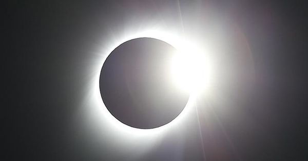 Жители Западного полушария Земли во вторник, 2 июля, могли наблюдать полное солнечное затмение. 