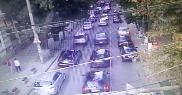 В Кишиневе вечером образовались пробки.