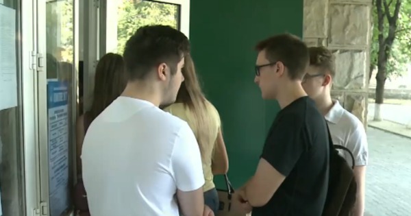 С 9 июля начнется прием документов в молдавские лицеи.