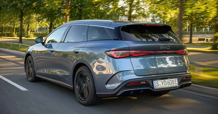 BYD нарастил продажи в Европе на 114,5%, реализовав 27 008 автомобилей в месяц.