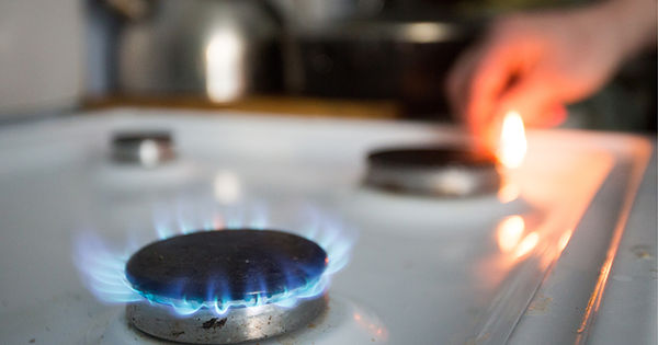 От распределительных газовых сетей было отключено 140 индивидуальных домов, более 200 квартир.