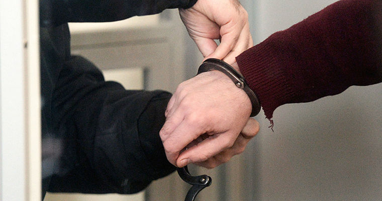 Водителя автобуса приговорили к тюремному заключению за пассивную коррупцию.
