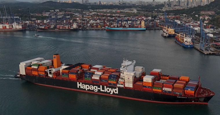Trump cere facilități pentru Statele Unite în privința canalelor Suez și Panama.