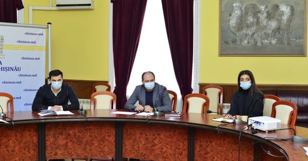 Чебан: Вопрос обустройства парковок в Кишиневе беру под личный контроль.