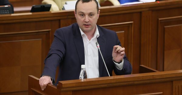 Батрынча: За критику русских дают деньги, а европейцы – священная корова.