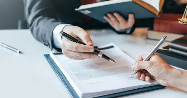 Парламент внес поправки в трудовое законодательство.