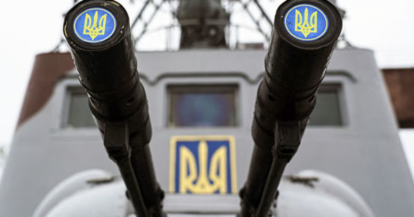 Украина призвала ввести "азовский" пакет санкций против России.
