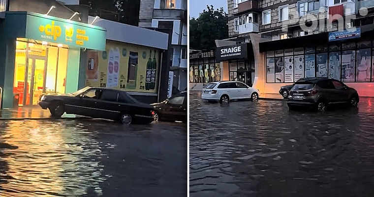 Вчерашний ливень затопил улицы в Унгенах.