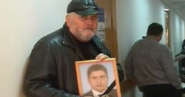 Drama unor părinți: Câți ani va sta după gratii ucigașul fiului lor