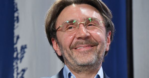 Шнуров не намерен участвовать в выборах в Госдуму: "Мне лень".