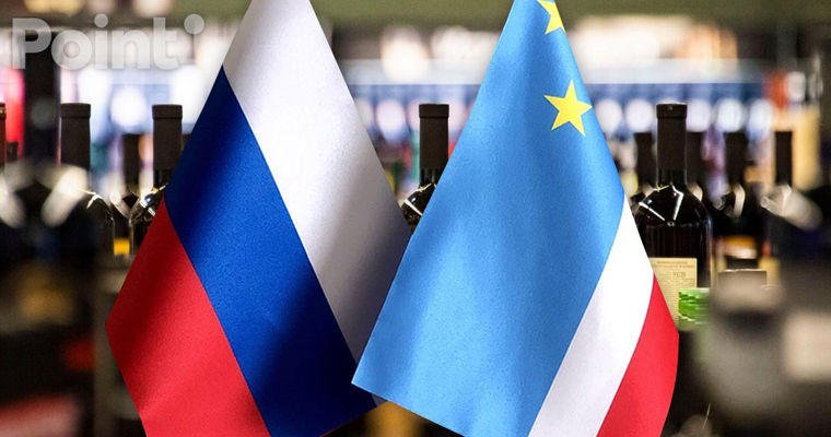 Гагаузия обсуждает с Россией отмену пошлин на вина.