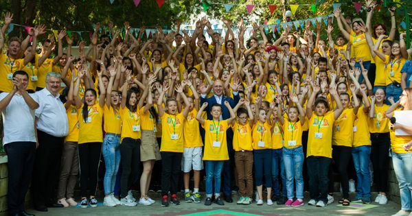 Более 1 000 детей из 18 стран, в возрасте 12-17 лет, участвуют в мероприятии, организованном в этом году. Фото: gov.md.