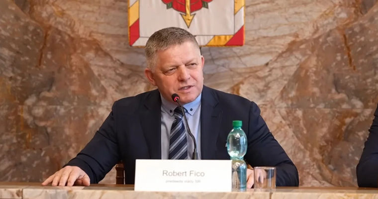 Фицо: Цены на нефть зависят от того, выспался Трамп или нет.