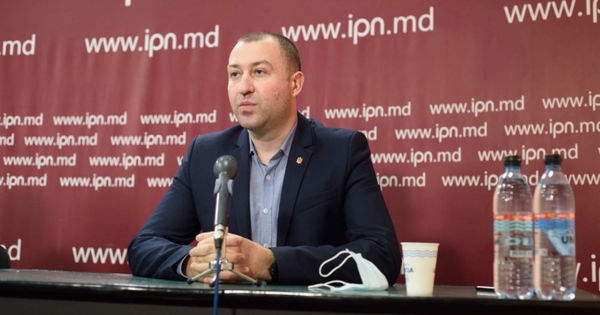 Петру Фрунзе отвергает обвинения, выдвинутые жителем села Пухой.