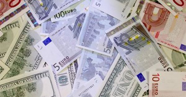 În noiembrie, oferta de valută a acoperit cererea de valută în Moldova cu 111,8%.