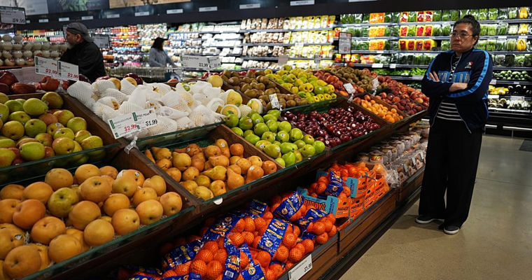 В ЕС при умеренной инфляции цены на продукты все еще заоблачные.