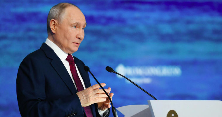 Путин о возможности встречи с Зеленским: Не вижу смысла.